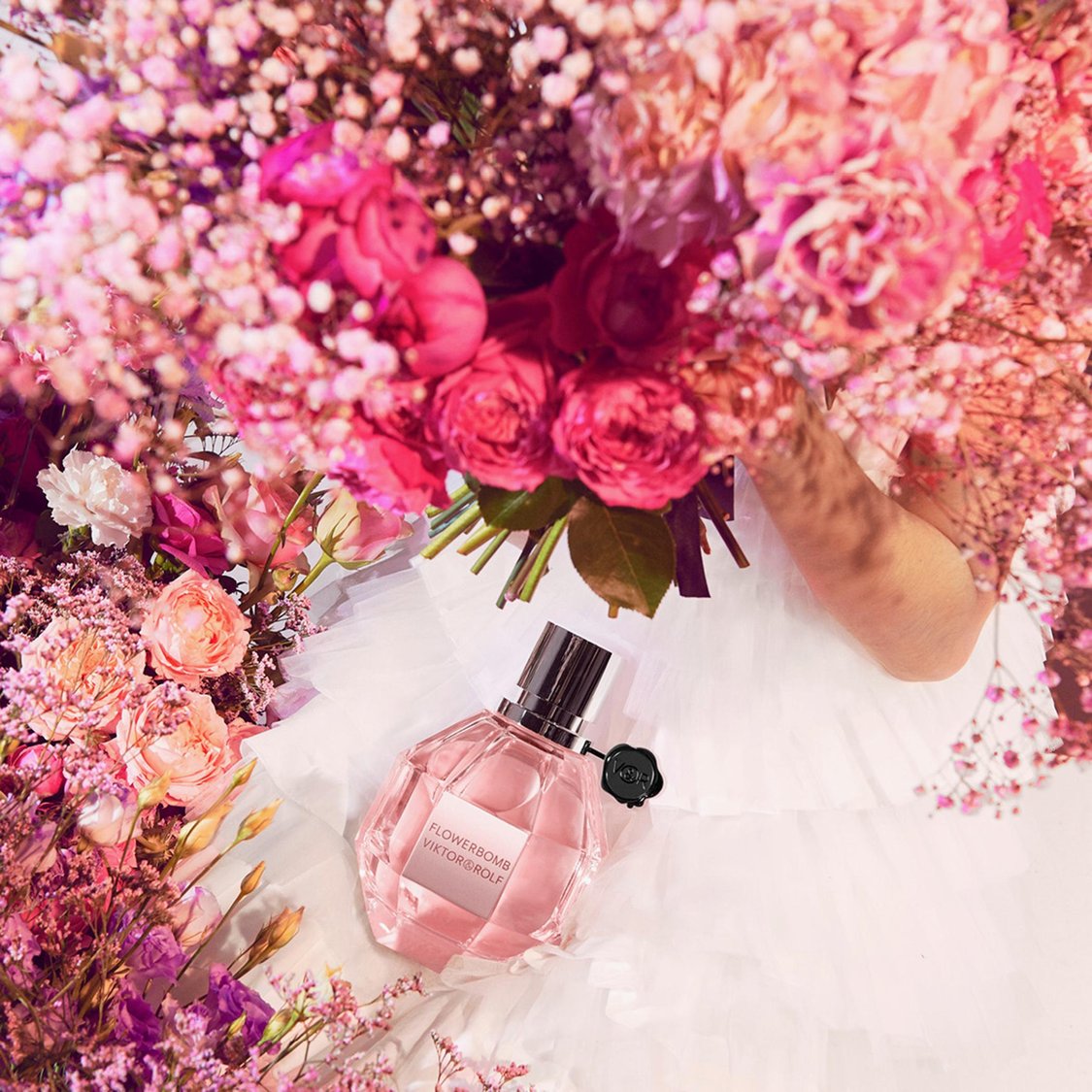 VIKTOR & ROLF Flowerbomb Eau De Parfum